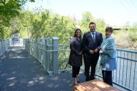 Trois belvédères et une vue unique: la passerelle de la rivière Magog rouvre
